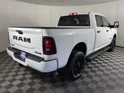 Used 2025 RAM 2500 Big Horn AWD/4WD image 7