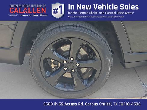 Used 2024 Jeep Grand Cherokee L Limited w/ Black Appearance Package AWD/4WD image 16