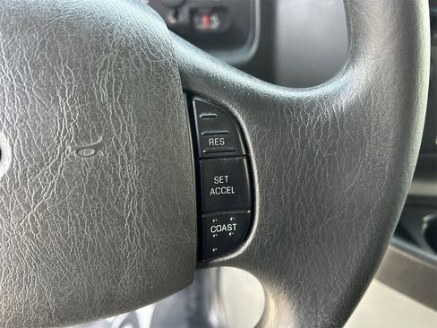 Used 2014 Ford E-250 and Econoline 250 image 27