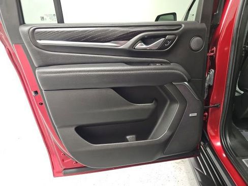 Used 2021 GMC Yukon XL Denali image 27