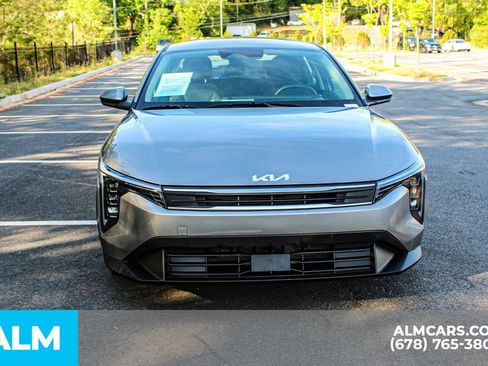Used 2025 Kia K4 FWD image 9