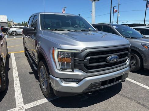 Used 2021 Ford F150 XLT w/ Equipment Group 302A High AWD/4WD image 4