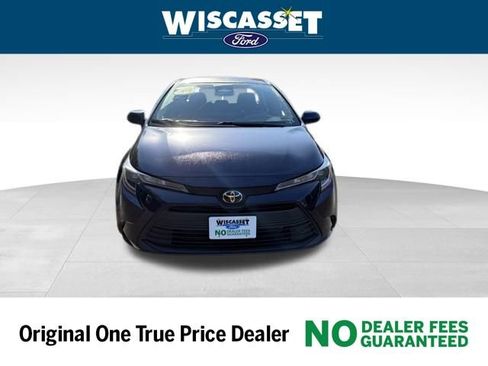 Used 2024 Toyota Corolla LE image 9