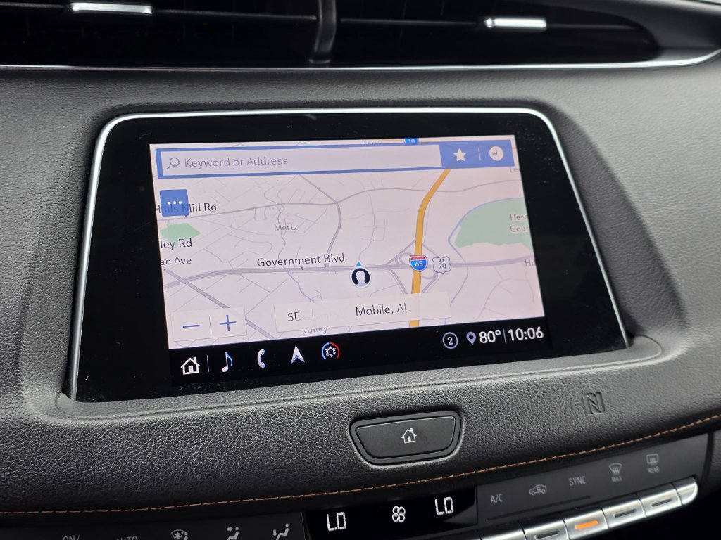 Used 2020 Cadillac XT4 Sport w/ Driver Awareness Package FWD image 15