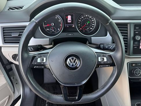 Used 2019 Volkswagen Atlas SE FWD image 14
