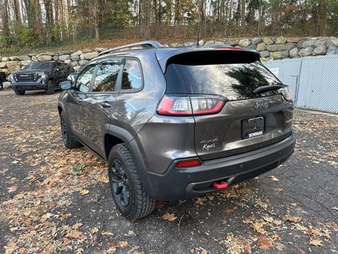 Used 2019 Jeep Cherokee Trailhawk w/ Cold Weather Group image 3