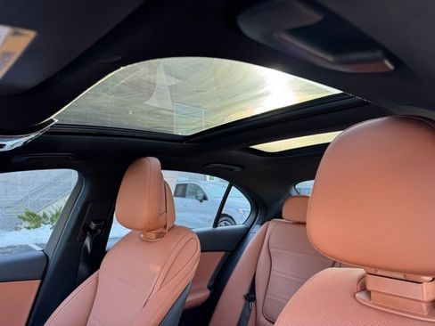 Used 2025 Mercedes-Benz C 300 4MATIC Sedan image 22