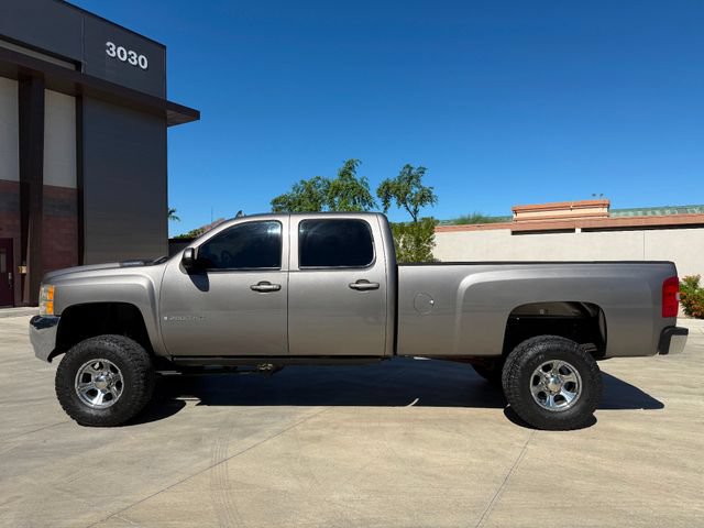 Used 2008 Chevrolet Silverado 2500 LTZ w/ Suspension Package, Off-Road AWD/4WD image 4