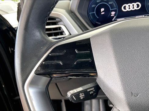 Used 2023 Audi Q4 e-tron Prestige AWD/4WD image 22