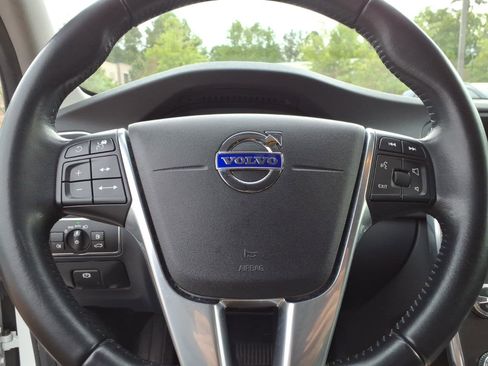 Used 2016 Volvo V60 T5 Cross Country Platinum AWD/4WD image 29