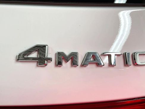 Used 2024 Mercedes-Benz GLE 450 4MATIC image 10