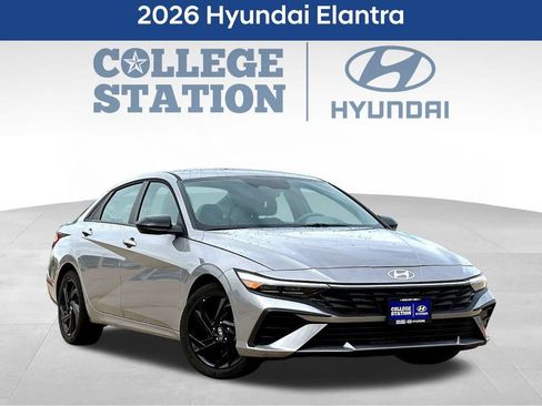 Used 2026 Hyundai Elantra Sport FWD image 3