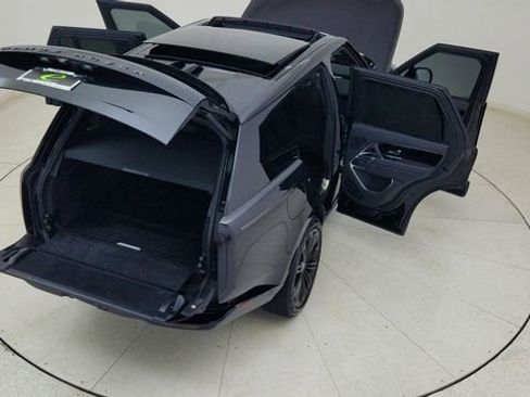 Used 2025 Land Rover Range Rover SE image 86