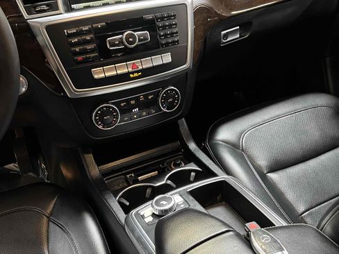 Used 2015 Mercedes-Benz ML 350 4MATIC w/ Premium 1 Package image 89