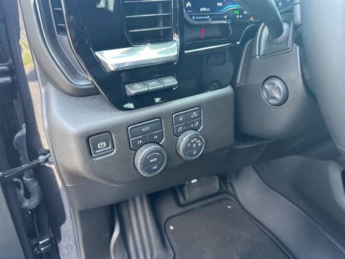 Used 2024 Chevrolet Silverado 1500 LTZ w/ Technology Package image 25