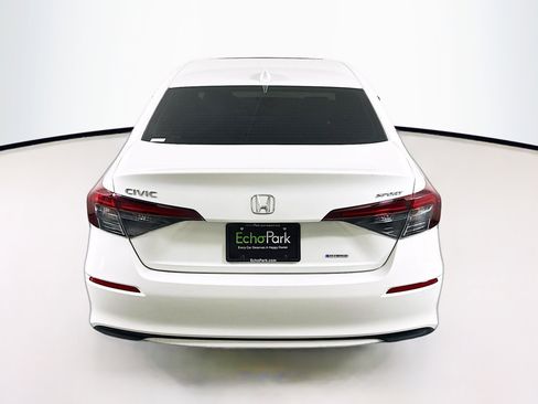 Used 2025 Honda Civic Sport image 7