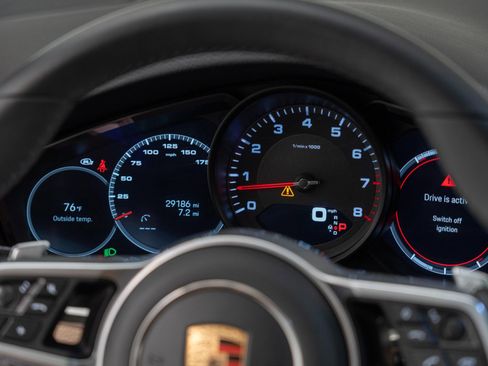 Certified 2023 Porsche Cayenne image 30