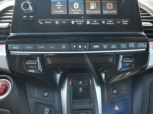 Used 2025 Honda Odyssey EX-L image 27