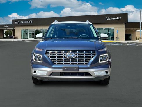 New 2025 Hyundai Venue Limited image 12