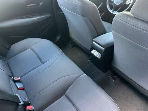 Used 2024 Toyota Corolla LE FWD image 17