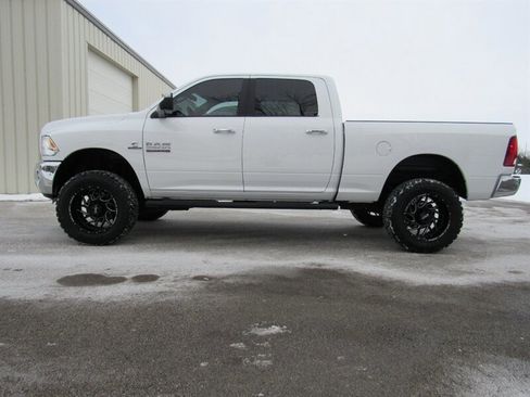 Used 2018 RAM 2500 Big Horn image 3