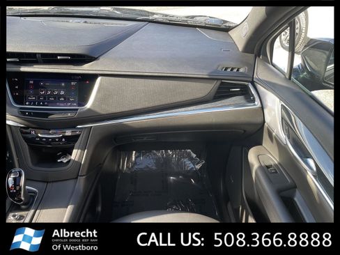Used 2024 Cadillac XT5 Premium Luxury w/ Technology Package image 22