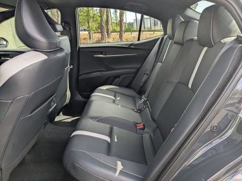 Certified 2025 Toyota Camry SE FWD image 13