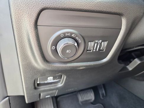 New 2026 Jeep Grand Cherokee L Limited w/ Limited Altitude Package RWD image 24