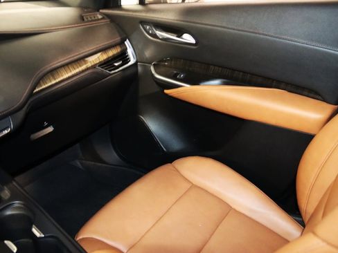 Used 2020 Cadillac XT4 Premium Luxury image 51