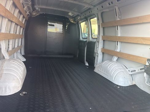 Used 2023 Chevrolet Express 2500 w/ Driver Convenience Package image 24