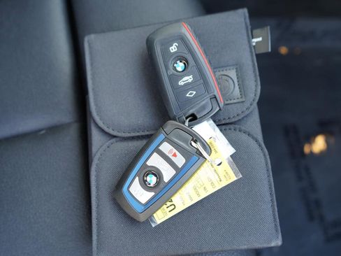 Used 2020 BMW 430i xDrive Coupe w/ M Sport Package image 70