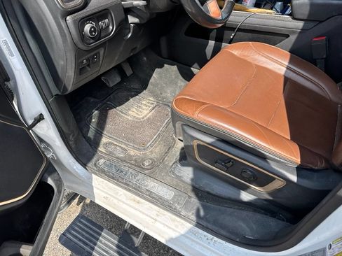 Used 2020 RAM 1500 Limited AWD/4WD image 11