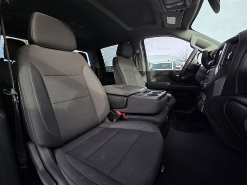 Used 2025 Chevrolet Silverado 2500 Custom w/ Custom Value Package image 28