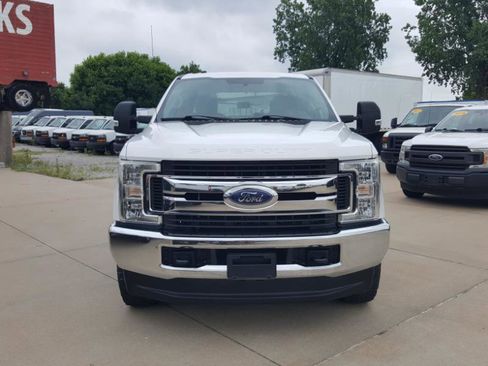 Used 2019 Ford F250 XLT AWD/4WD image 4