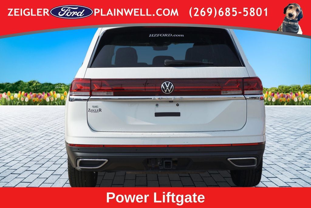 Used 2025 Volkswagen Atlas SE FWD image 4