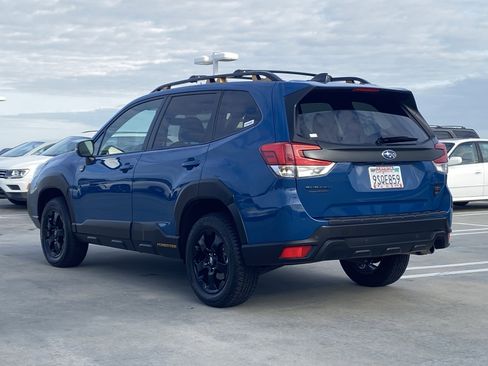 Used 2025 Subaru Forester Wilderness AWD/4WD image 5