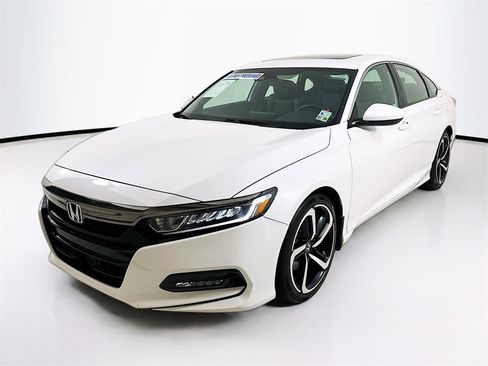 Used 2019 Honda Accord Sport image 1