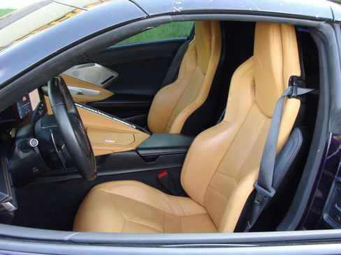 Used 2024 Chevrolet Corvette Stingray Preferred Cpe w/ 2LT image 8