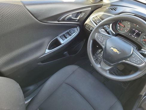 Used 2024 Chevrolet Malibu LT image 15
