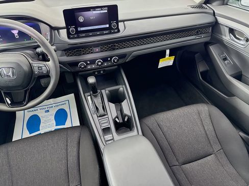 Used 2025 Honda Accord LX image 26
