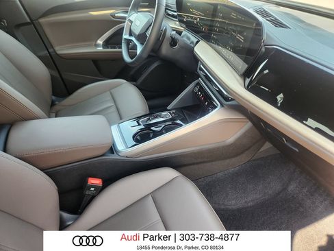 Used 2025 Audi Q5 Premium w/ Premium Plus AWD/4WD image 16