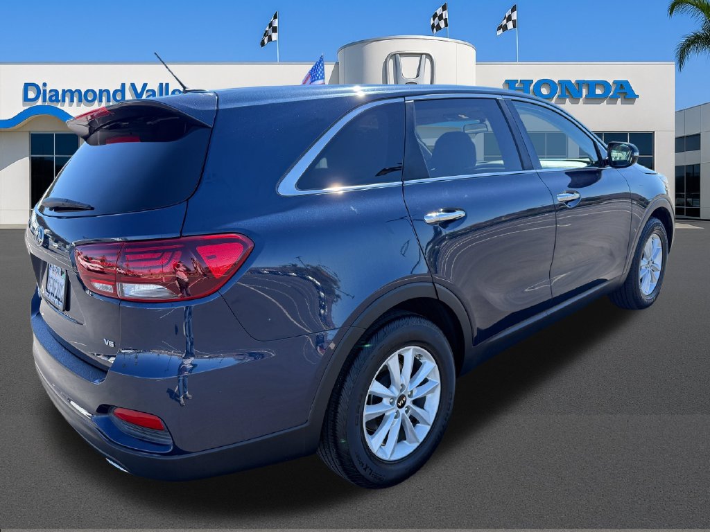 Used 2019 Kia Sorento FWD V6 image 8
