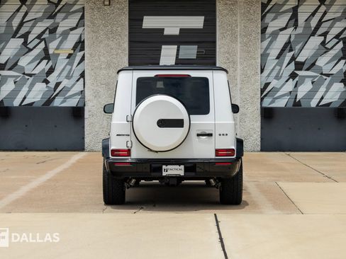 Used 2026 Mercedes-Benz G 63 AMG 4MATIC w/ AMG Performance Package image 13