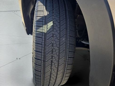 Certified 2022 Subaru Forester Touring w/ Popular Package #3 image 29