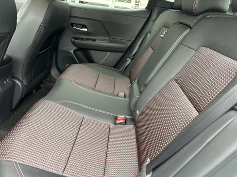 Used 2026 Nissan Kicks SR image 12