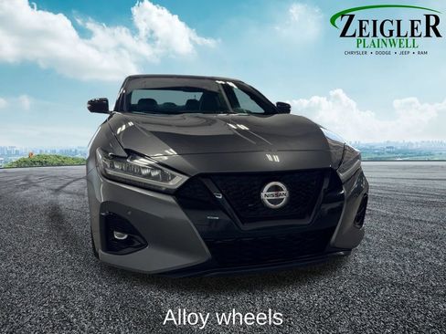 Used 2021 Nissan Maxima SR FWD image 8