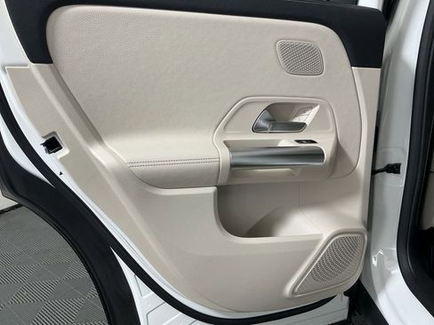 Used 2024 Mercedes-Benz GLA 250 4MATIC image 26