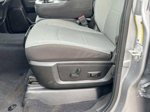 Used 2024 RAM 2500 Big Horn w/ Bed Utility Group image 14