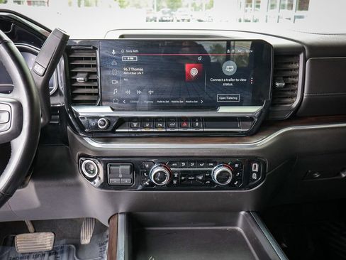 Used 2024 GMC Sierra 2500 SLT w/ Max Trailering Package AWD/4WD image 18