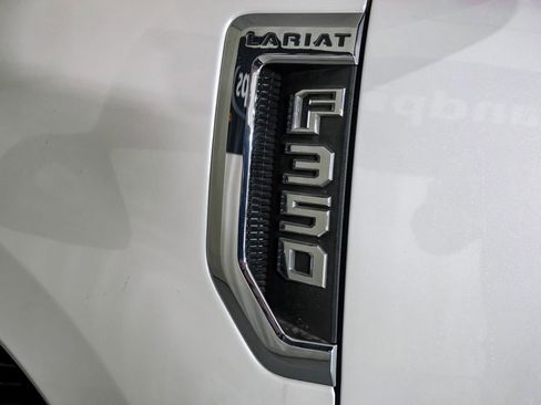 Used 2017 Ford F350 Lariat w/ Lariat Ultimate Package image 45